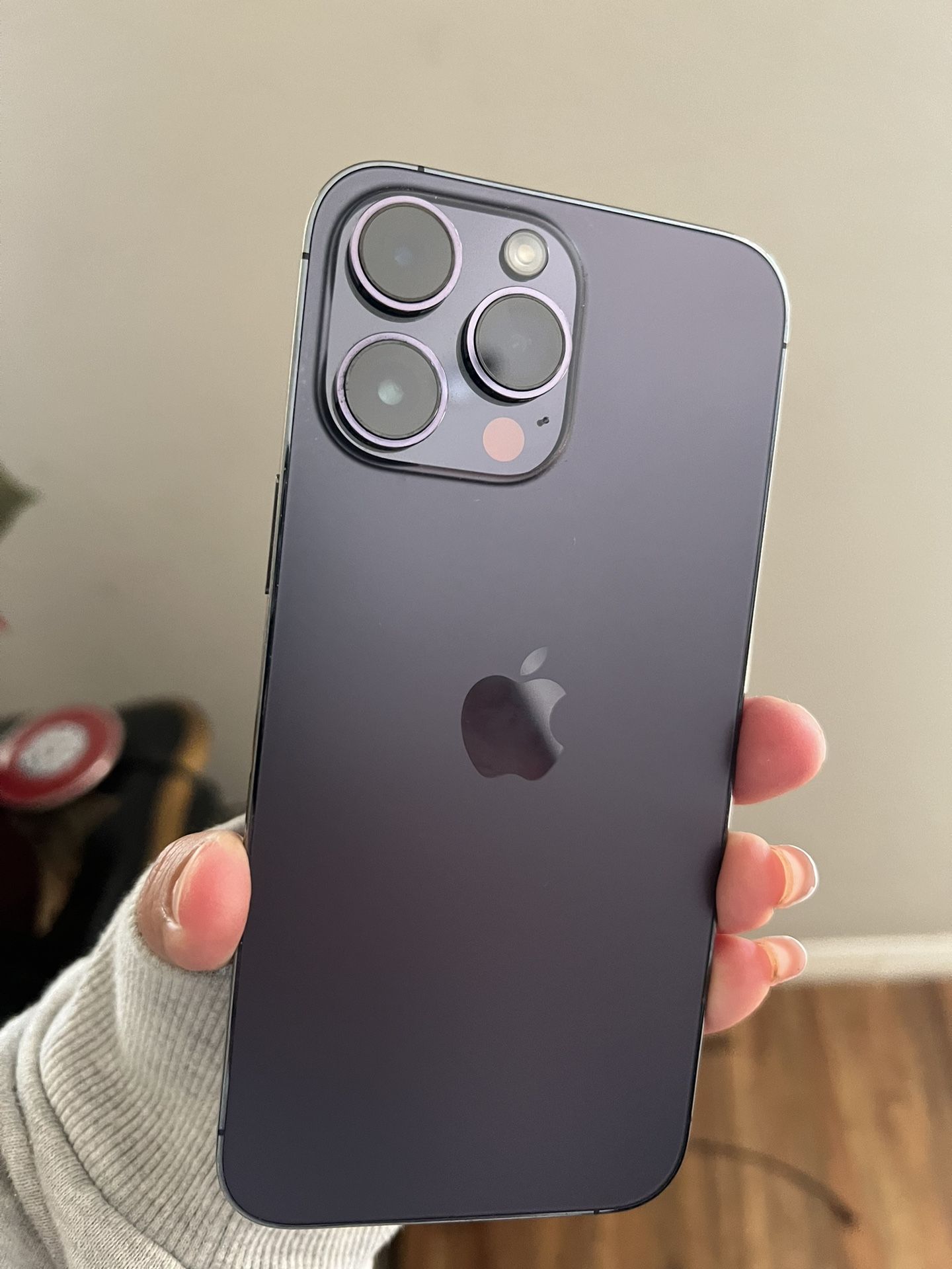 iPhone 14 Pro Max Like New Use With Any Carrier Please Reads Description In The Picture Firm price