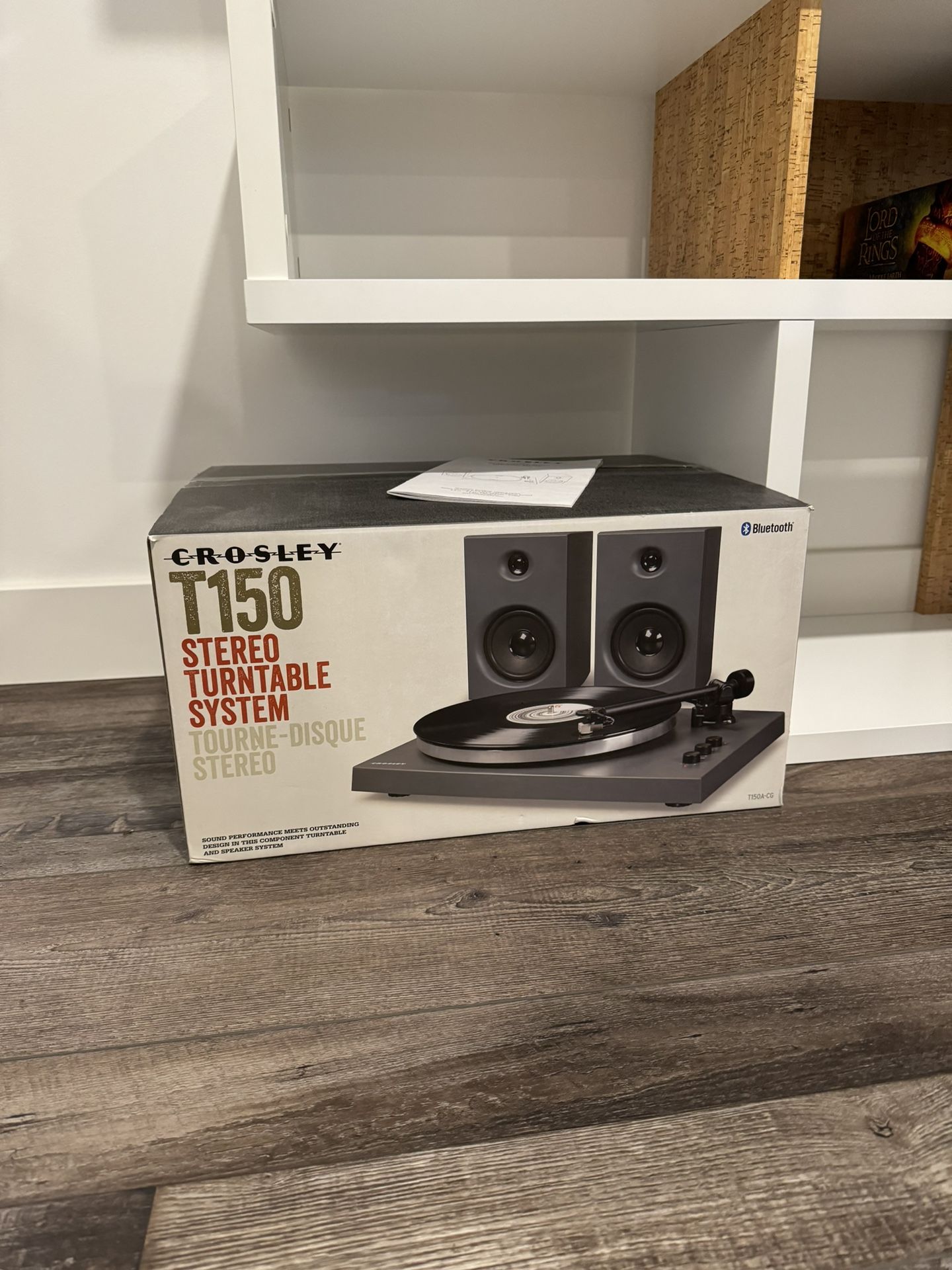 Awesome Turntable and 5 Albums
