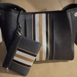 Large Neoprene Tote With Cosmetic