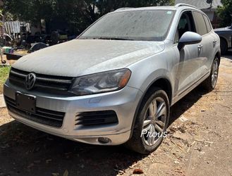 2013 Vw Touareg-  TDI- PARTING OUT! All parts Available! arts Available!