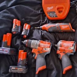 MILWAUKEE FUEL M12