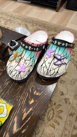 Demon Slayer Crocs Shinobu Men’s 13