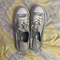 Converse Woman Size 6