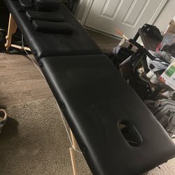 BLK Massage Table *CASH ONLY*