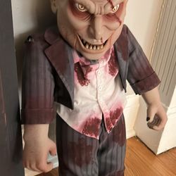 Halloween Horror Prop Like New. 