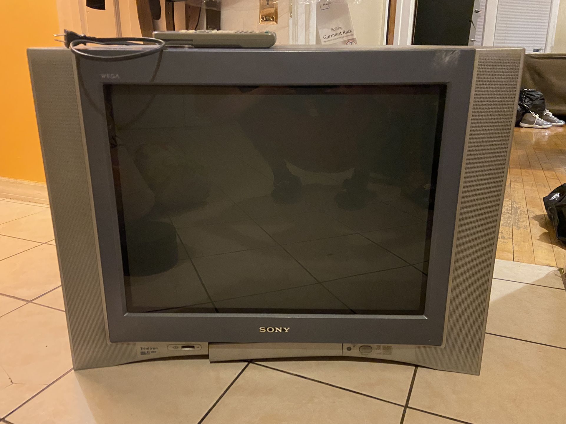 Sony Trinitron Retro TV