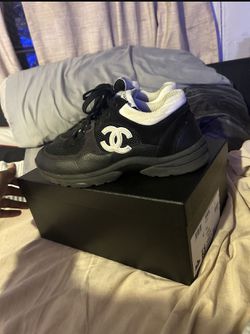 Chanel Sneaker Size 42 for Sale in Chicago, IL - OfferUp