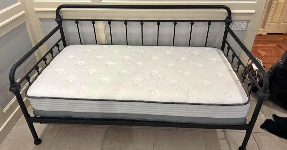 Twin Bed With Mattress
