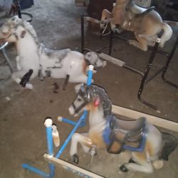 3 Bouncy Spring Rocking Horses With 2 Stands  And 3 Horses .Buying Everything For The Price