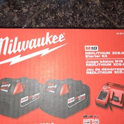 2 Pack Battery And Charger Milwaukee 