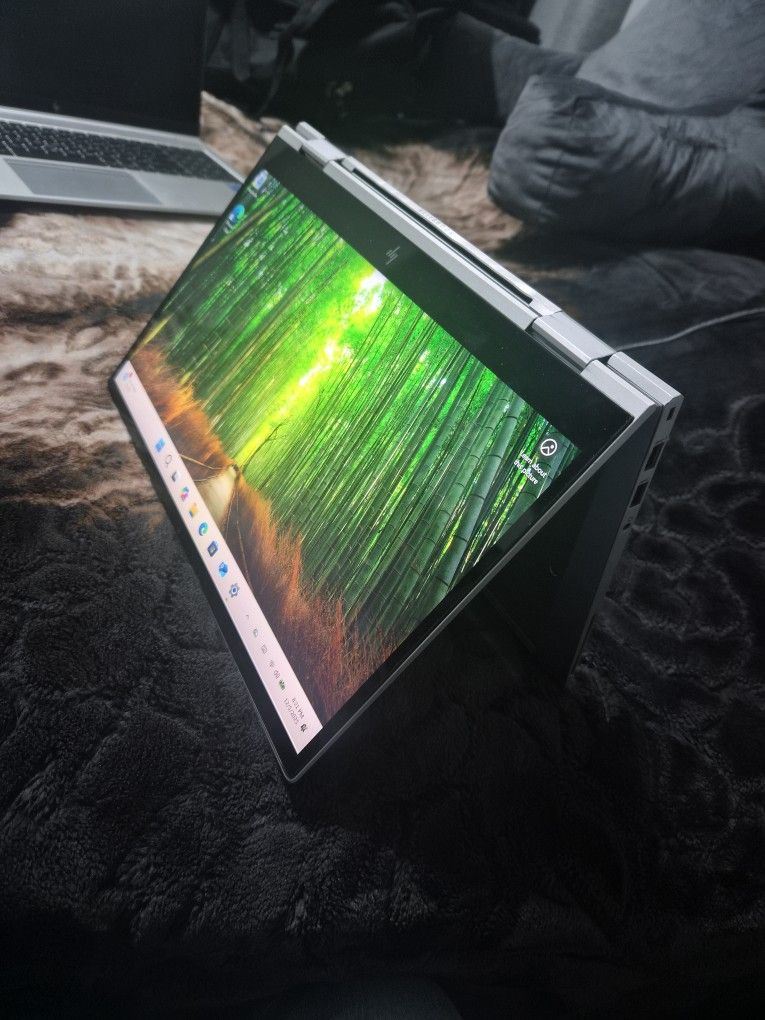 HP Elitebook X360 830 G7 - 512GB SSD - 10th Gen i7 - 16GB RAM