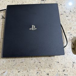 PS4 Console + Controller 