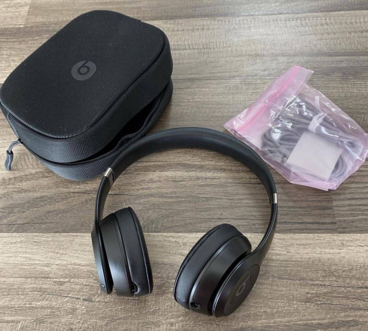Beats Solo 4