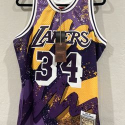 New Lakers Jersey Authentic Size Medium 129$
