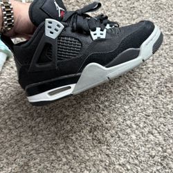 Jordan 4’s