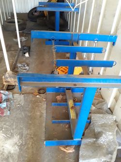 Cylinder rack