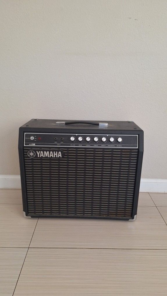 Yamaha Fifty 112 Guitar Amplifier