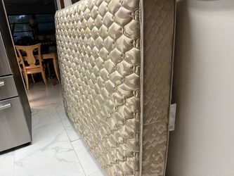 Queen size mattress with box spring