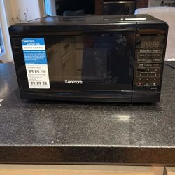 Kenmore Microwave 0.7 Cu Ft.