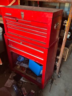 Roll around tool box