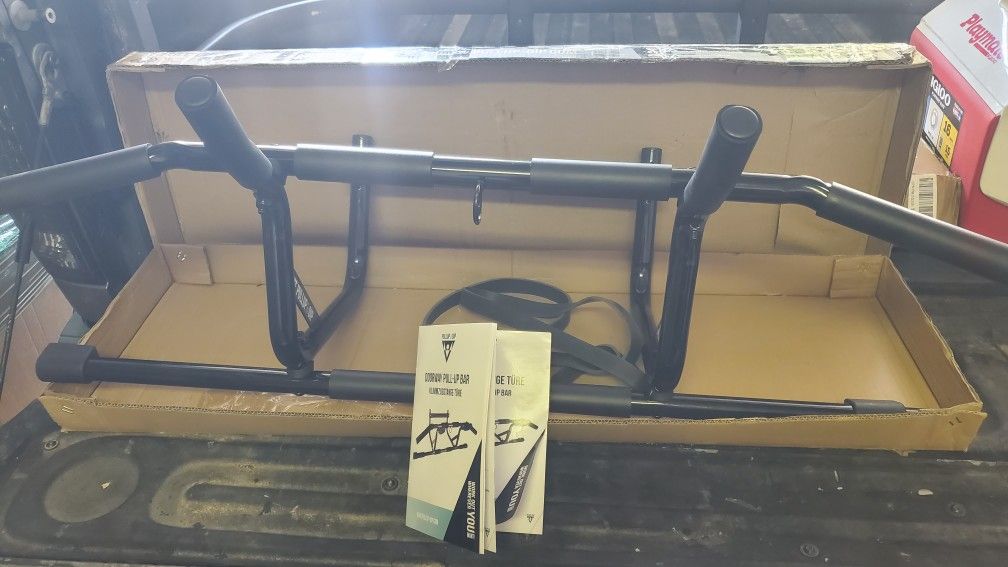 Dip & Pull-up bar for door frames for hanging without screws and no slipping, professional door bar, pull-up bar with padded handles
