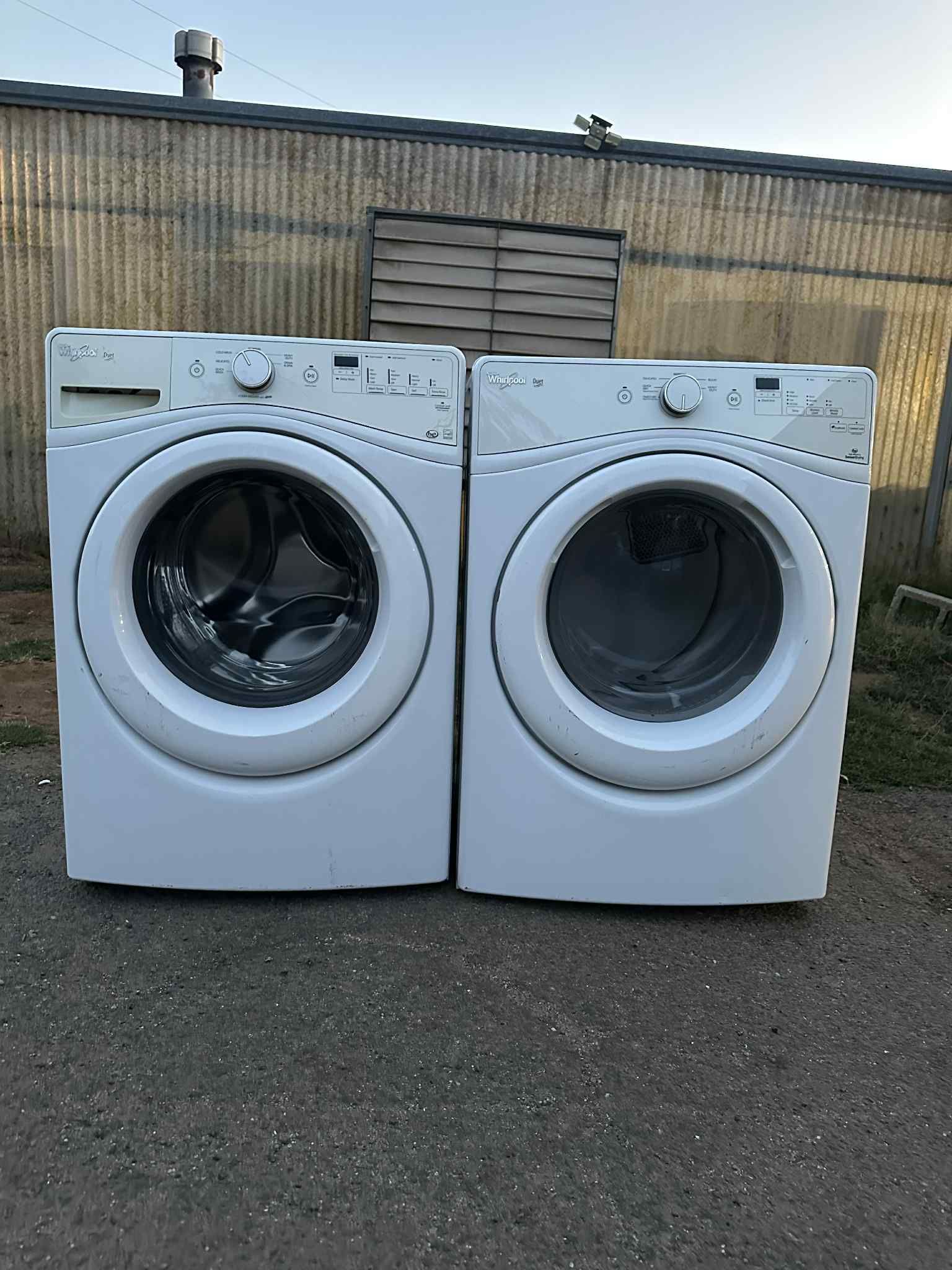 Whirlpool Washer And Electric Dryer 