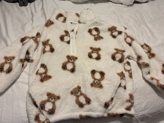 Lot of Sherpa quarter zips