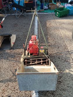 original California trimmer has 109cc Briggs and Stratton motor runs great