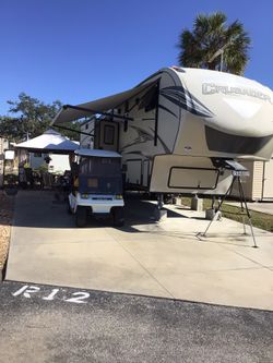 2017 2017 Crusader 315 Crusader By Forest River