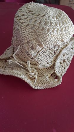 Girls beach hat