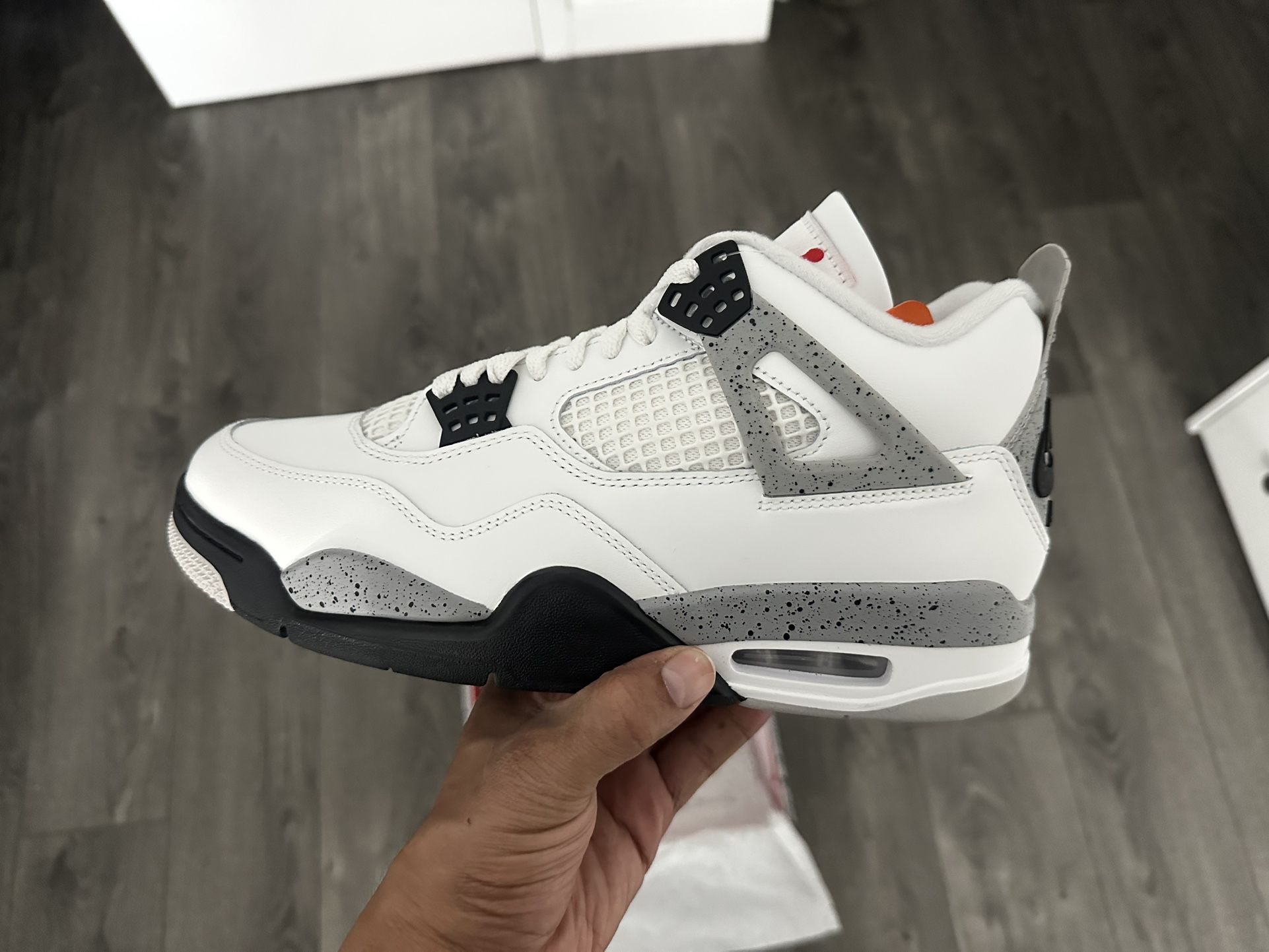 Air Jordan 4 Retro “White Cement” 2025 – Size 9 – Brand New in Box