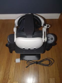 Meta Quest 3 (128 GB) w/ Accessories