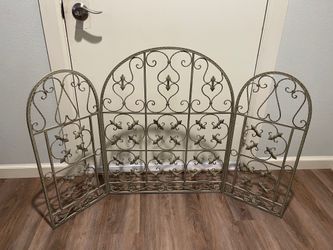 Three panel fireplace screen