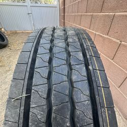 Hankook Smart Flex AH35 245/70R19.5 133/132M G (14 Ply) [1 tire]