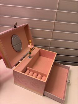 Musical Jewelry Box