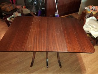 Vintage 1940s Mahogany 5-Pc Dining Set - Massive Drop-Leaf Banquet Table (Project Piece)