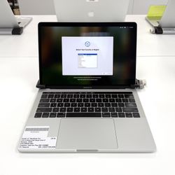 13" MacBook Pro Touchbar*500GB SSD*16GB RAM*2.8Ghz Intel Quad Core i7