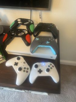 Xbox One S, 1T Disc Version 