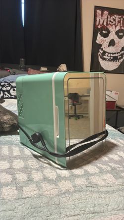 Mini Fridge with Glass Door