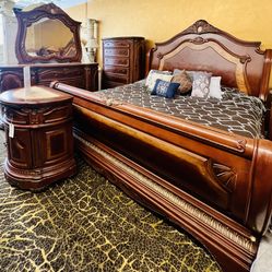 AICO By Michael Amini CORTINA BED King Size!!! BIG OFFER!!! - JUST THE BED