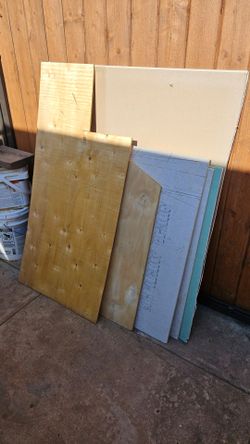 Building material scraps, drywall, wood, hardybacker etc