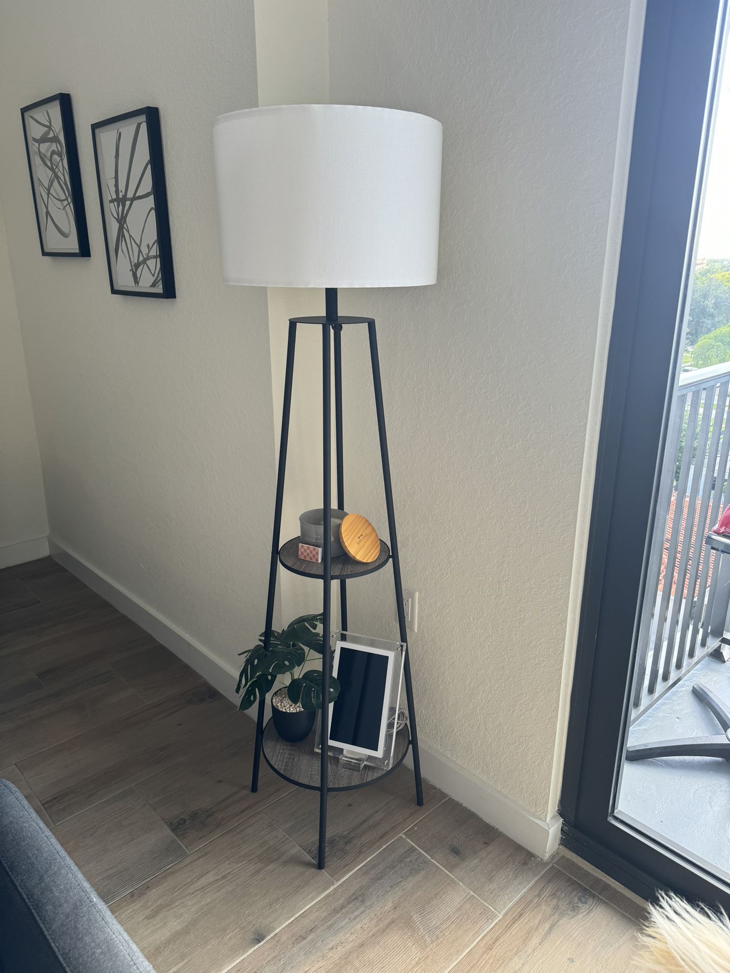 5ft Tall Lamp