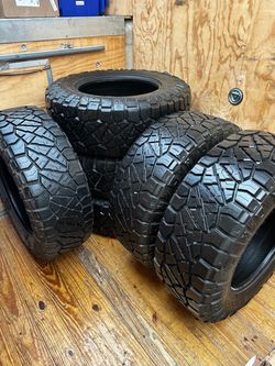 37x12.50 R20 Nitto Ridge Grappler Set of 6  1200$
