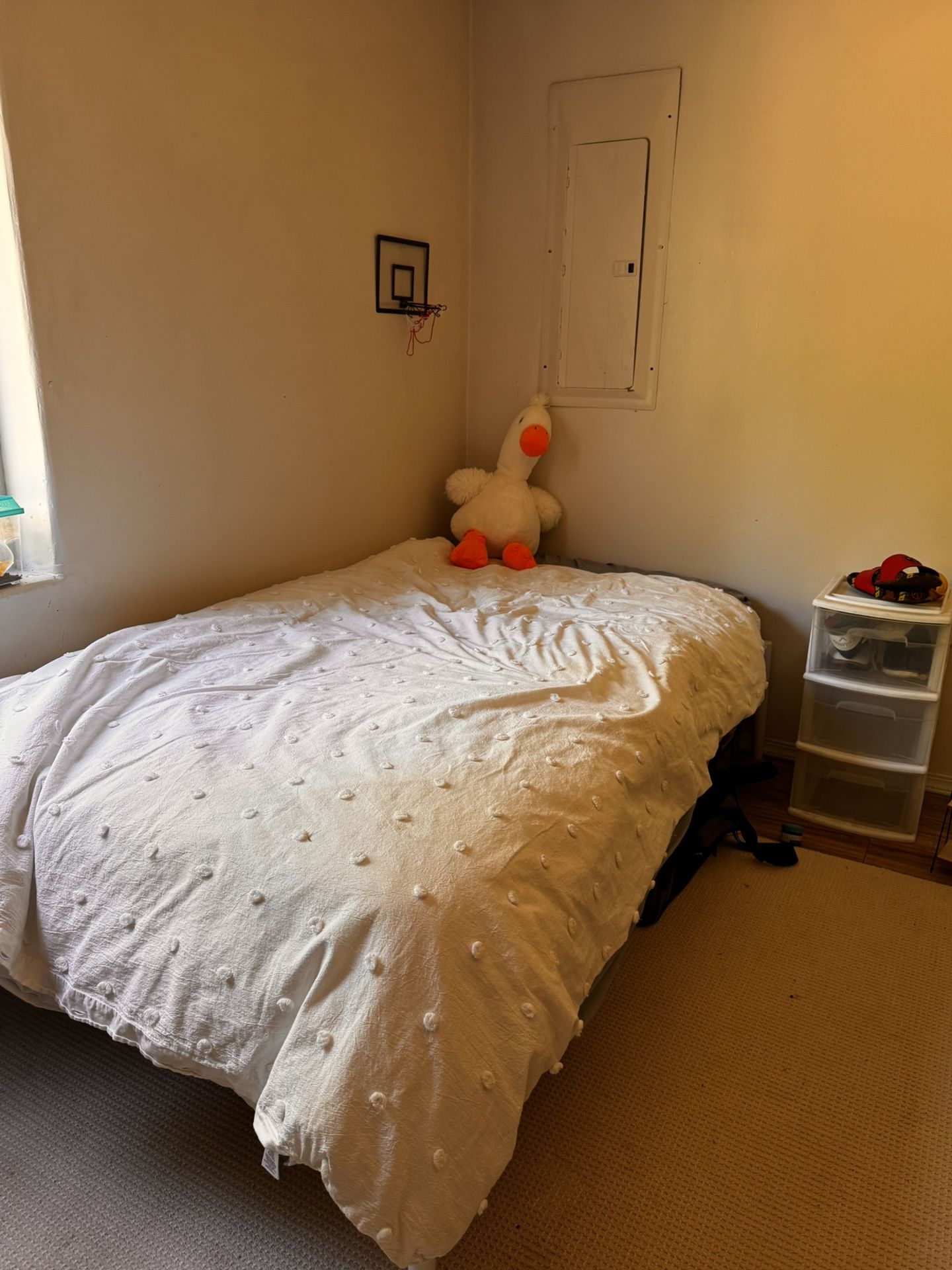 Twin Bed