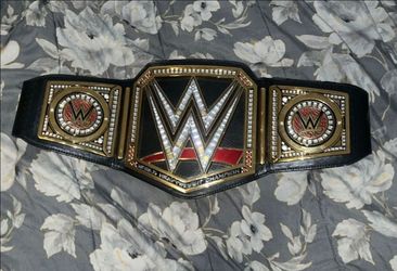 WWE: BELT: SIGNED ( D0LPH ZIGGLER ) ( READ - DESCRIPTI0NS )