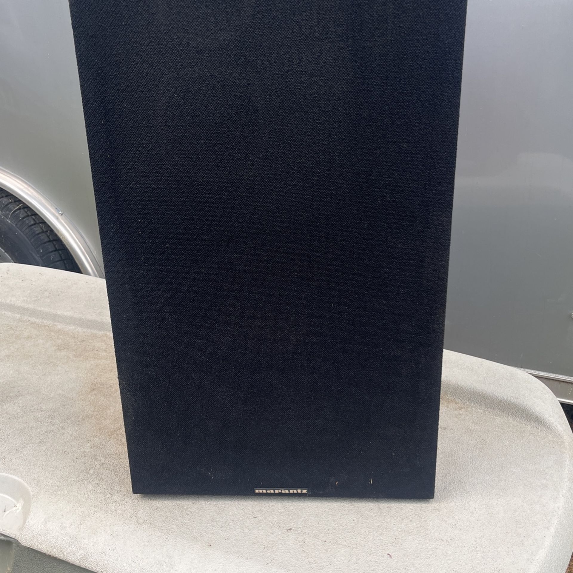 Marantz Speakers. Pair