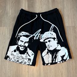 Asaali shorts L/XL available