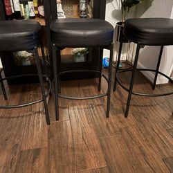Black counter stools