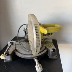 Ryobi Saw 