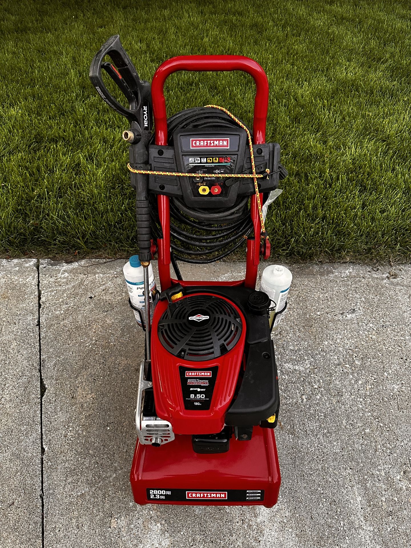 Craftsman 2800 PSI pressure Washer for Sale in Elmhurst, IL OfferUp